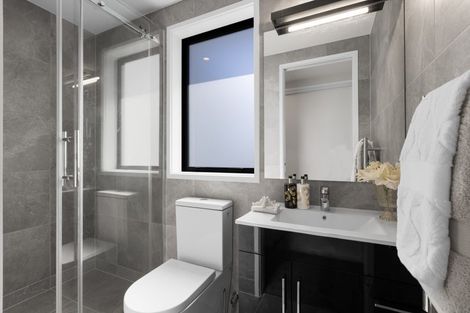 Photo of property in 57 Upper Harbour Drive, Greenhithe, Auckland, 0632