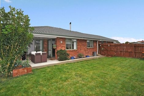 Photo of property in 26 Ripple Grove, Waiuku, 2123