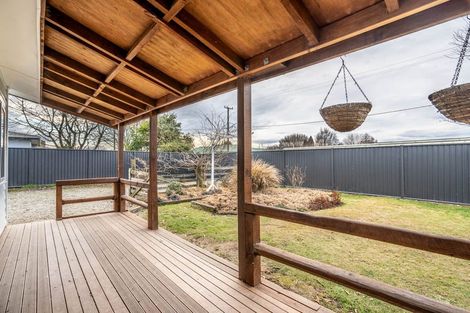 Photo of property in 25 Hull Street, Riversdale, 9776