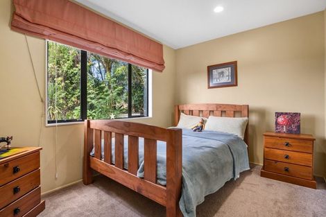 Photo of property in 199a Godley Road, Titirangi, Auckland, 0604