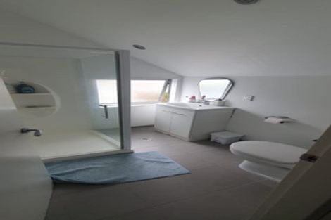 Photo of property in 4/63 Darlington Road, Miramar, Wellington, 6022