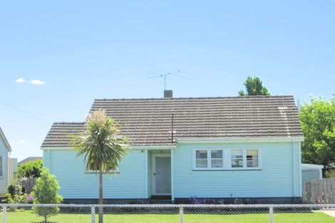 Photo of property in 8 De Lautour Road, Kaiti, Gisborne, 4010