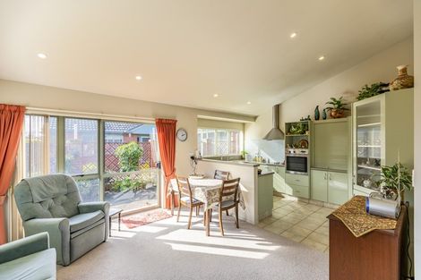 Photo of property in 10 Park Road, Greenmeadows, Napier, 4112