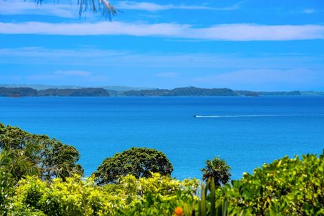 Photo of property in 72 Duncansby Road, Stanmore Bay, Whangaparaoa, 0932