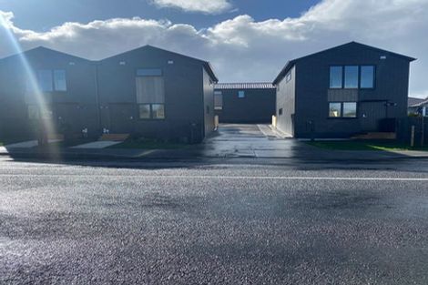 Photo of property in 8/63 Taikata Road, Te Atatu Peninsula, Auckland, 0610