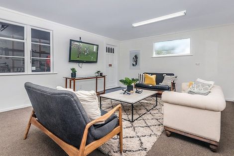Photo of property in 18 Middleton Road, Johnsonville, Wellington, 6037