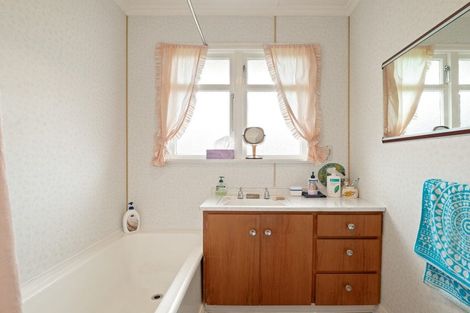 Photo of property in 6 Bellona Lane, Fairfield, Dunedin, 9018