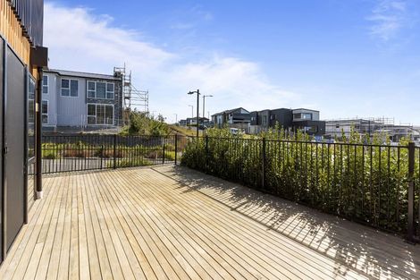 Photo of property in 11 Bremner Ridge Street, Flat Bush, Auckland, 2019