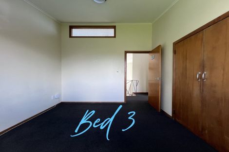 Photo of property in 15 Edgewater Drive, Pakuranga, Auckland, 2010