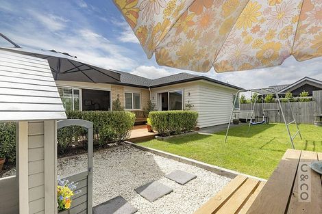 Photo of property in 14 Dinning Road, Riverhead, 0820