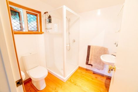 Photo of property in 81 Vauxhall Road, Devonport, Auckland, 0624