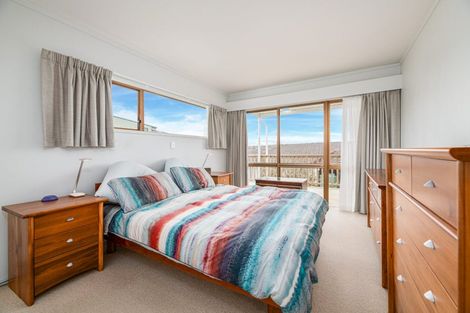 Photo of property in 46 Spence Road, Henderson, Auckland, 0612