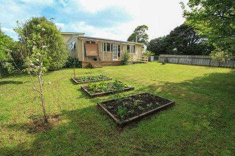 Photo of property in 2 Pokohui Avenue, Raglan, 3225