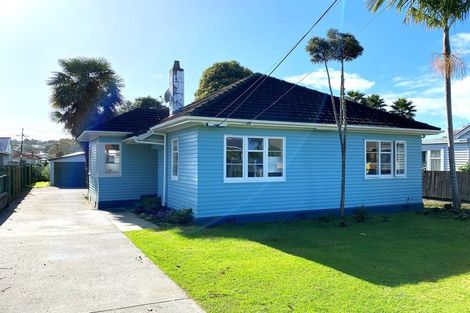 Photo of property in 16 Churchill Street, Kensington, Whangarei, 0112