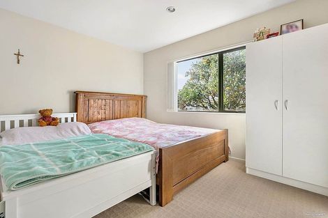 Photo of property in 32 Finlayson Avenue, Clendon Park, Auckland, 2103