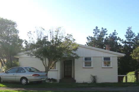 Photo of property in 14 Bellona Place, Cannons Creek, Porirua, 5024