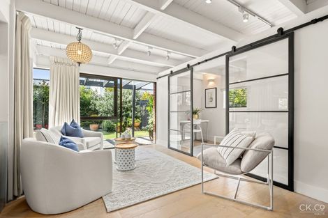 Photo of property in 32 Saint Columbans Grove, Boulcott, Lower Hutt, 5010