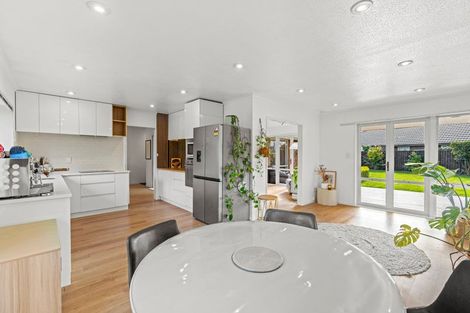 Photo of property in 25 Rempstone Drive, Halswell, Christchurch, 8025