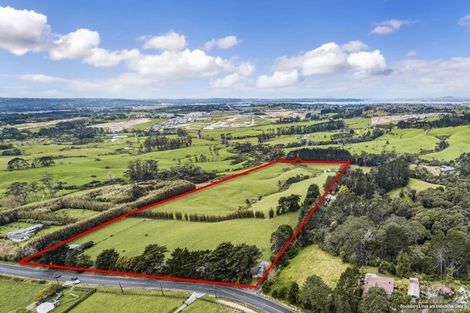 Photo of property in 257 Red Hills Road, Massey, Henderson, 0782