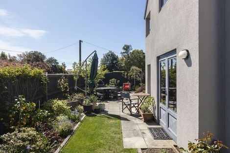 Photo of property in 57 Hinau Street, Fendalton, Christchurch, 8041