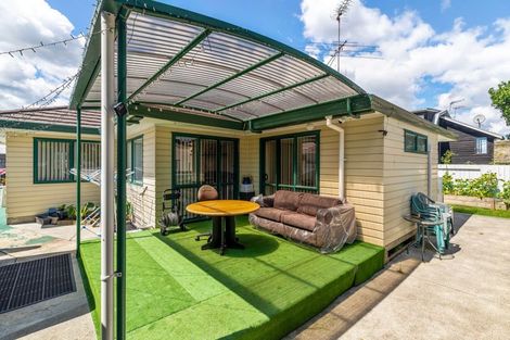 Photo of property in 49d Redoubt Road, Goodwood Heights, Auckland, 2105