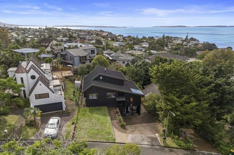 Photo of property in 188 Sandspit Road, Shelly Park, Auckland, 2014