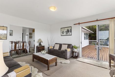 Photo of property in 42 Juniper Road, Sunnynook, Auckland, 0620
