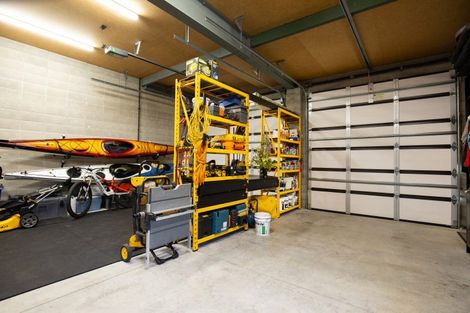 Photo of property in 2 Whaitere Place, Waikawa, Picton, 7220