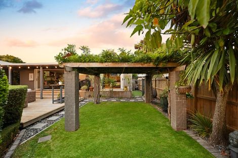 Photo of property in 6 Tudor Crescent, Chedworth, Hamilton, 3210