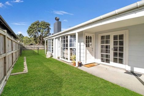 Photo of property in 40 Clifton Terrace, Fitzherbert, Palmerston North, 4410