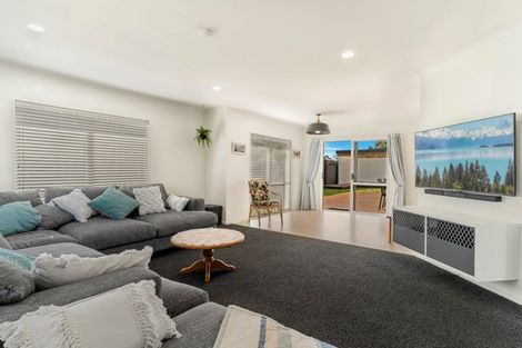 Photo of property in 33 Arabian Drive, Papamoa Beach, Papamoa, 3118