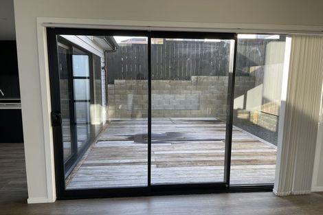 Photo of property in 19a Lyttelton Avenue, Forrest Hill, Auckland, 0620