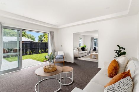 Photo of property in 37 Dunlops Crescent, Bottle Lake, Christchurch, 8083