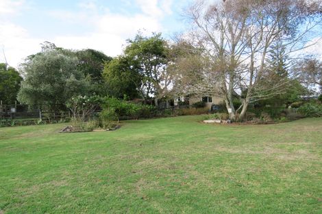 Photo of property in 1218 Great South Road, Runciman, Drury, 2578