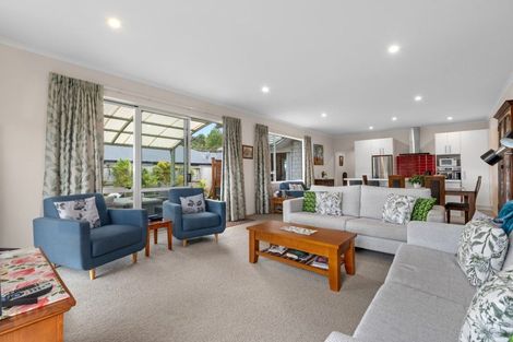 Photo of property in 12 Rochfort Crescent, Pyes Pa, Tauranga, 3112