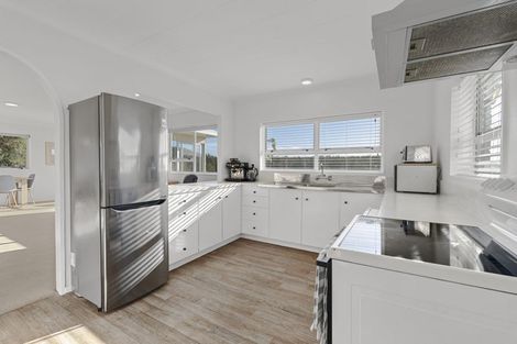 Photo of property in 27a Norwich Avenue, Spotswood, New Plymouth, 4310