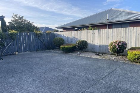 Photo of property in 19 Somerville Crescent, Aidanfield, Christchurch, 8025
