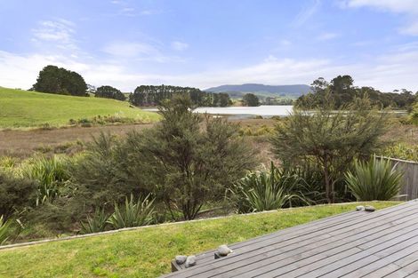 Photo of property in 19 Robertson Street, Raglan, 3225