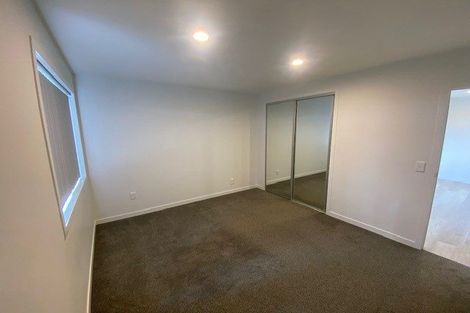 Photo of property in 106 Archers Road, Glenfield, Auckland, 0629