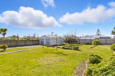 Photo of property in 106 Queen Street West, Levin, 5510