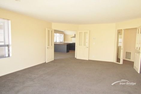Photo of property in 3 Aotea Drive, Aotea, Porirua, 5024