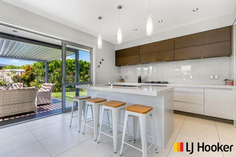 Photo of property in 8 Searle Drive, Patumahoe, Pukekohe, 2679
