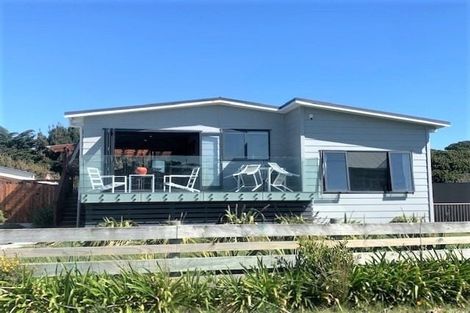 Photo of property in 4 Kawana Grove, Himatangi Beach, Foxton, 4891