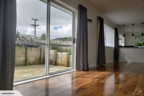 Photo of property in 17 Kowhai Street, Tawa, Wellington, 5028
