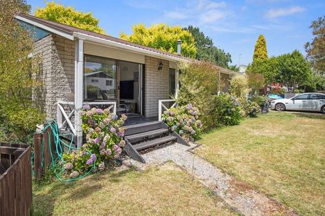 Photo of property in 2 Eliot Place, Leamington, Cambridge, 3432