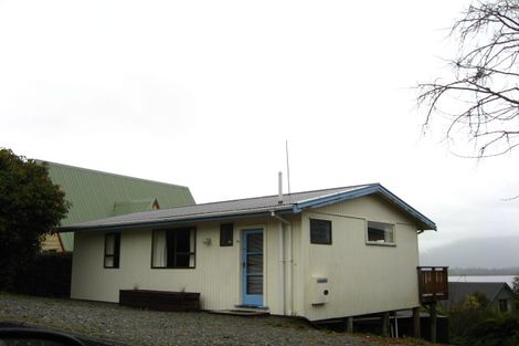 Photo of property in 52 Korua Street, Moana, 7872