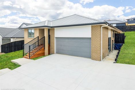 Photo of property in 137 Harriet Johnston Drive, Pokeno, 2402