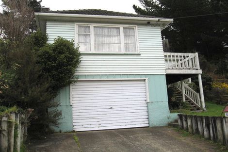 Photo of property in 111 Wellington Road, Wainuiomata, Lower Hutt, 5014
