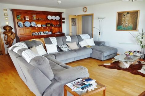 Photo of property in 10 Freyja Crescent, Coopers Beach, 0420