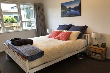 Photo of property in 6 Mararoa Drive, Manapouri, 9679